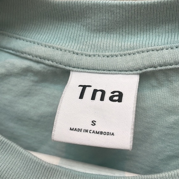 tna aritzia colour block long sleeve - Picture 3 of 3